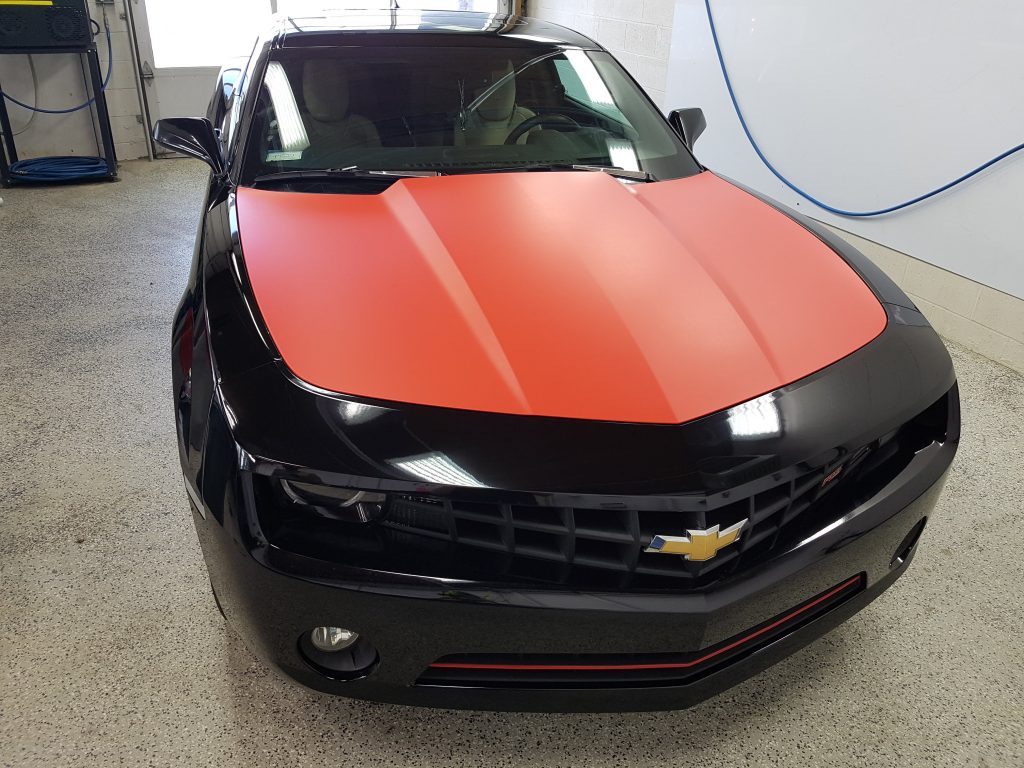 car wrap montreal-carbon-fiber-vinyl-wrap-hood-partial-wrap-Chevrolet